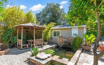 128 Sunset Ave in Sunnyvale, CA - Foto de edificio - Building Photo