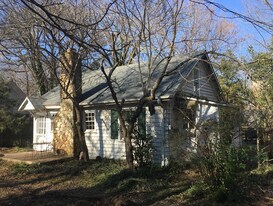 123 Mallette St in Chapel Hill, NC - Building Photo
