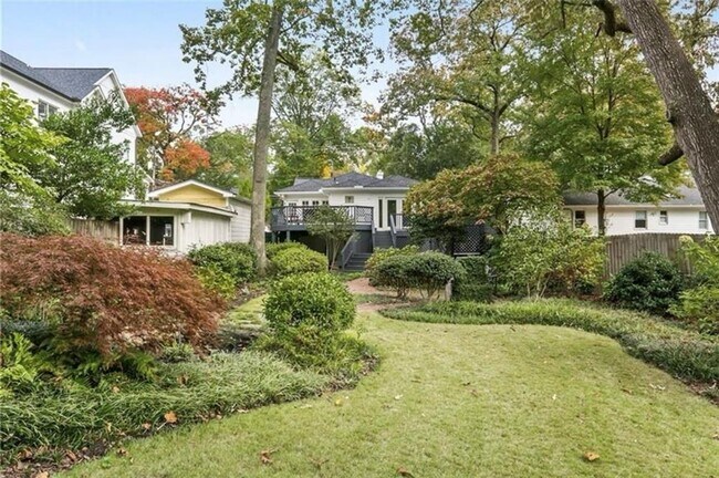 2512 Brookwood Dr NE in Atlanta, GA - Building Photo - Building Photo