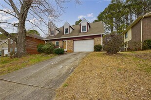 805 Arbor Hill Dr in Stone Mountain, GA - Building Photo