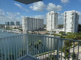 2801 NE 183rd St in Aventura, FL - Building Photo