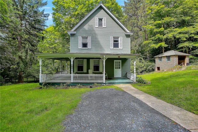 property at 105 Smith Clove Rd