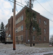 2719 Digby Ave in Cincinnati, OH - Foto de edificio - Building Photo