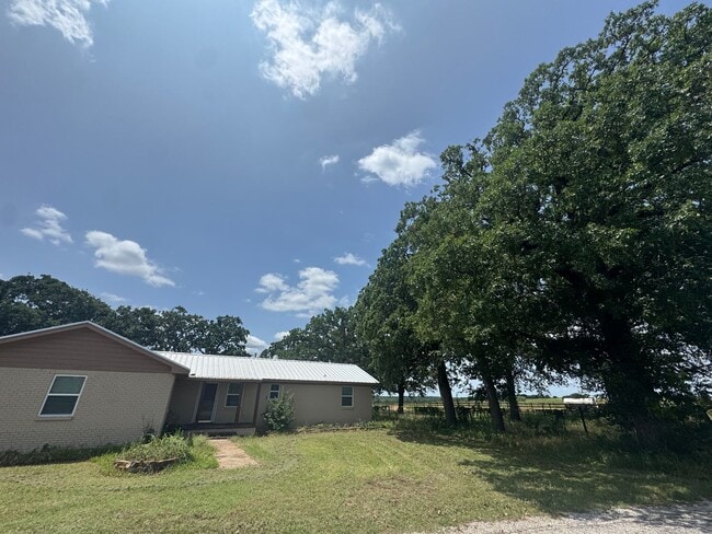 property at 543 Walker Ln