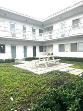 7293 Gary Ave in Miami Beach, FL - Building Photo - Building Photo