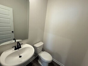 2304 Grape Vine Wy in Braselton, GA - Foto de edificio - Building Photo