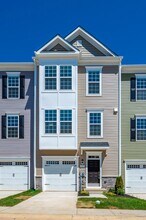 23 Chester Ct in Middletown, MD - Building Photo - Building Photo