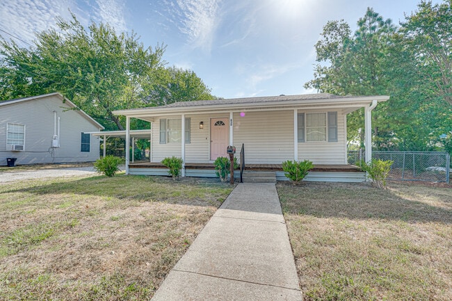 property at 830 Carver St