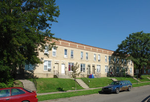 1331-1347 Indianola Ave Apartamentos