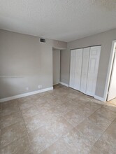 845 Twin Lakes Dr in Coral Springs, FL - Building Photo - Building Photo