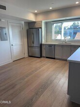 137 S Wilson Ave in Pasadena, CA - Building Photo - Building Photo