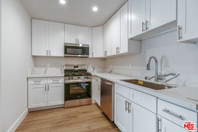 property at 2232 W 24th St