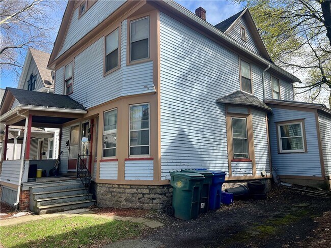 237 Richard St in Rochester, NY - Building Photo - Building Photo