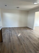 1210 Palomar Terrace in Escondido, CA - Building Photo - Building Photo