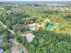 8402 Matthews Ln in Magnolia, TX - Building Photo - Building Photo