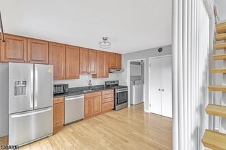 4823 Bloomingdale Dr in Hillsborough Township, NJ - Building Photo - Building Photo