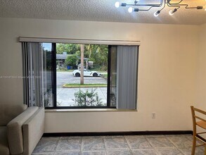 2514 Taylor St in Hollywood, FL - Building Photo - Building Photo