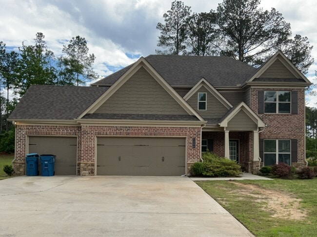 1289 Victoria Walk Ln