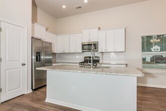 476 Craigflower Ct in Longs, SC - Building Photo - Building Photo