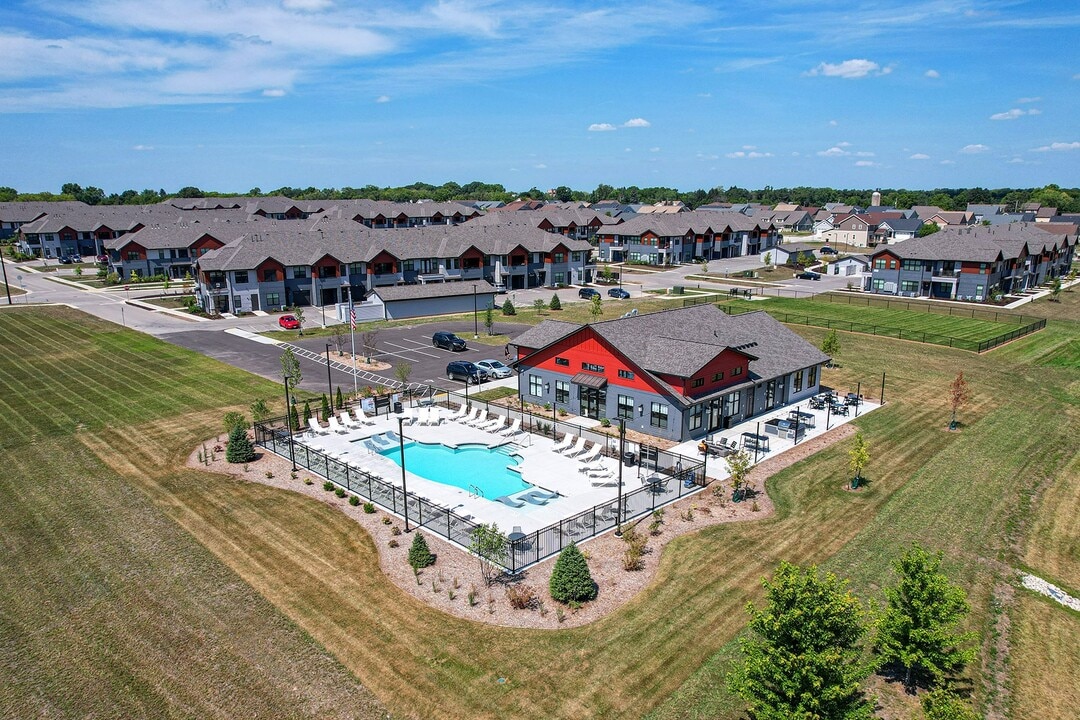 Tivoli Green Apartments & Townhomes in Mount Pleasant, WI - Foto de edificio