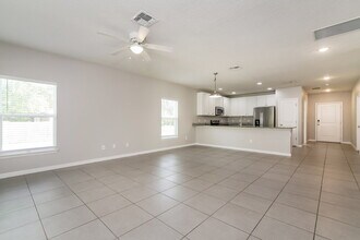 370 Colonade Ct in Kissimmee, FL - Building Photo - Building Photo