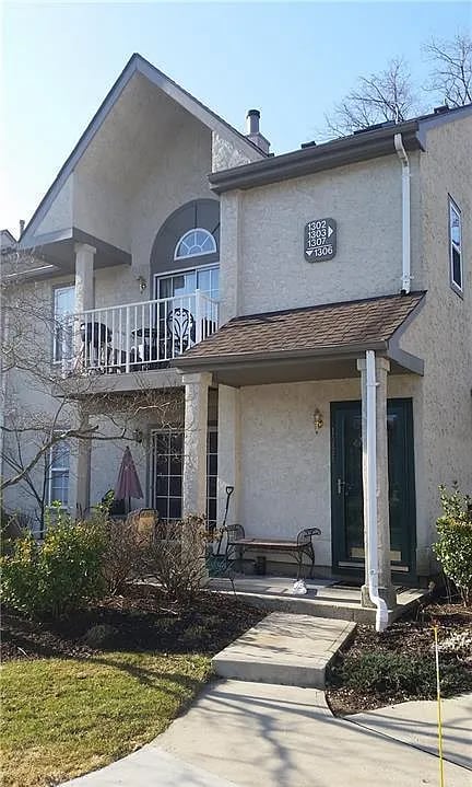 property at 1302 Commons at Kingswood Dr
