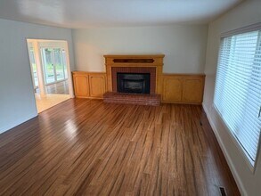 4307 Deer Trail Rd in Santa Rosa, CA - Building Photo - Building Photo