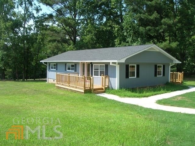 property at 133 Oak Lake Rd