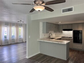 3369 Medina Ct in Las Vegas, NV - Building Photo - Building Photo