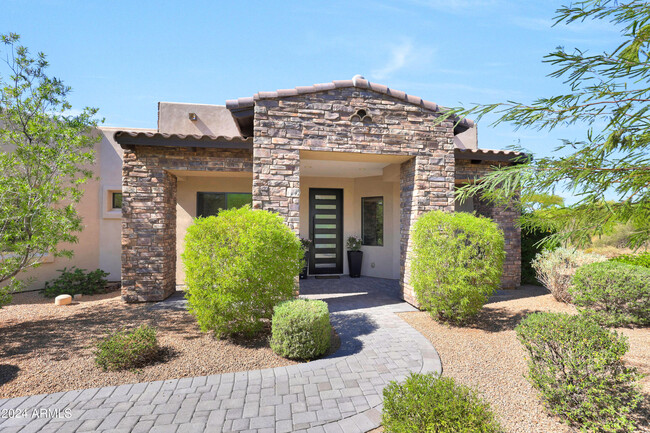 35348 N 87th St in Scottsdale, AZ - Foto de edificio - Building Photo