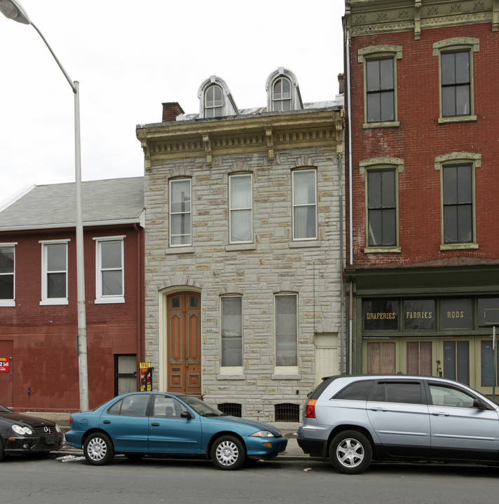 215 N 8th St in Reading, PA - Foto de edificio