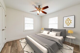 1021 E 45th St in Austin, TX - Building Photo - Building Photo