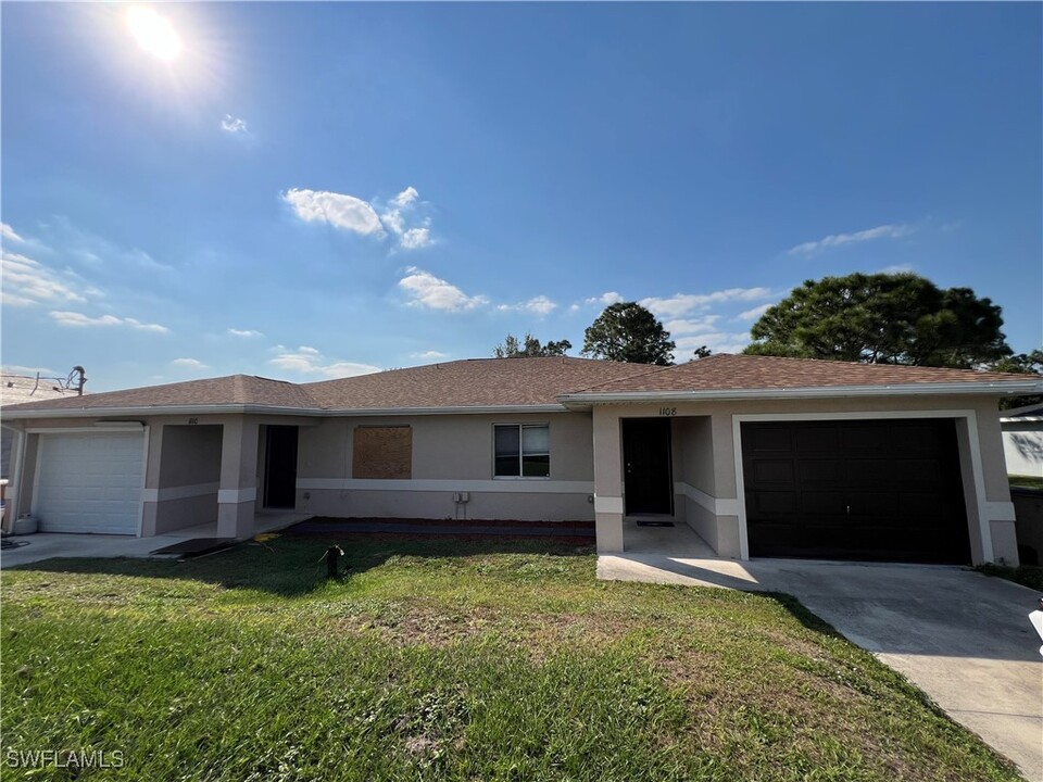 1108 Ivan Ave S in Lehigh Acres, FL - Building Photo