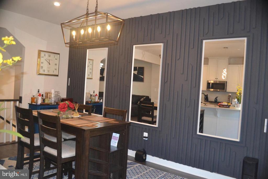 1015 Rampart Dr in Fredericksburg, VA - Building Photo