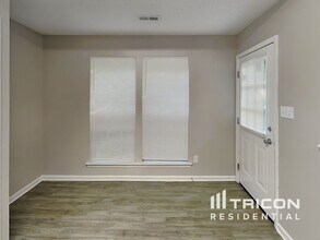 8004 Seattle Slew Ct in Charlotte, NC - Building Photo - Building Photo