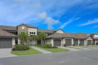 5507 Palmer Cir in Bradenton, FL - Building Photo - Building Photo