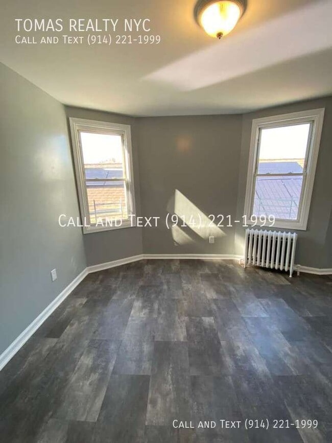 property at 154 Morningside Pl