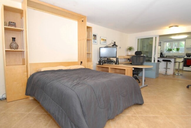 property at 16 Micieli Pl