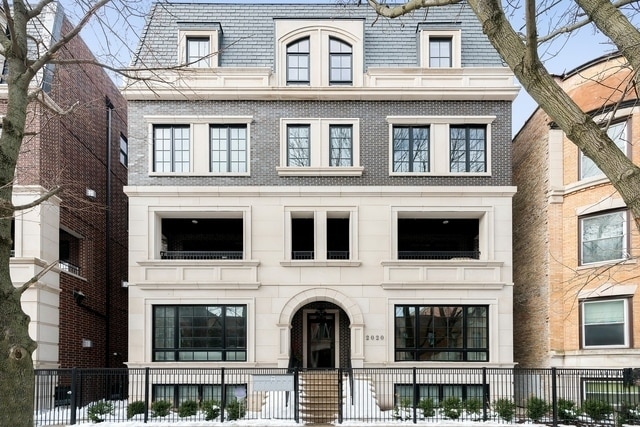 property at 2020 N Howe St
