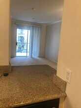 3329 Watermarke Pl, Unit 3329 in Irvine, CA - Building Photo - Building Photo