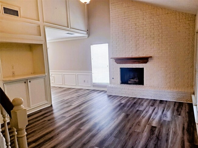 property at 3206 River Valley Dr