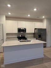15322 Farrington Rd in Fishers, IN - Building Photo - Building Photo