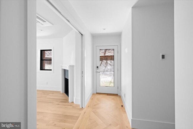 3336 P St NW in Washington, DC - Building Photo - Building Photo