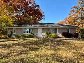 12928 Excelsior Blvd, Unit 1 in Hopkins, MN - Building Photo