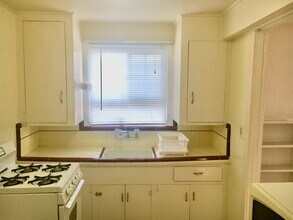 1327 40th Ave in San Francisco, CA - Building Photo - Building Photo