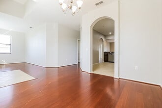 5728 Woodruff Way in Lakeland, FL - Building Photo - Building Photo