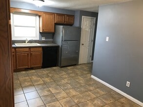 302 Windsor Dr in Churubusco, IN - Building Photo - Building Photo