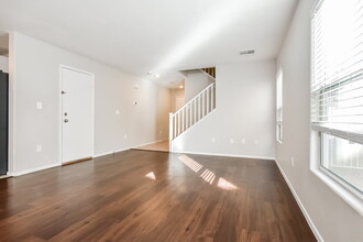 4217 Becket Ct in Las Vegas, NV - Building Photo - Building Photo