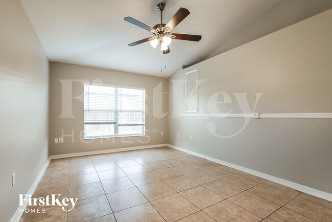 1564 Deerfield Ave in Deltona, FL - Building Photo - Building Photo