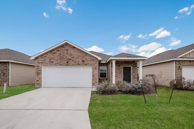 14324 Gila Crossing in San Antonio, TX - Building Photo - Building Photo